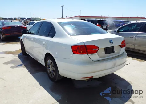 2013 Volkswagen Jetta 2.0L S из США, поврежденный, VIN 3VW2K7AJ9DM301028